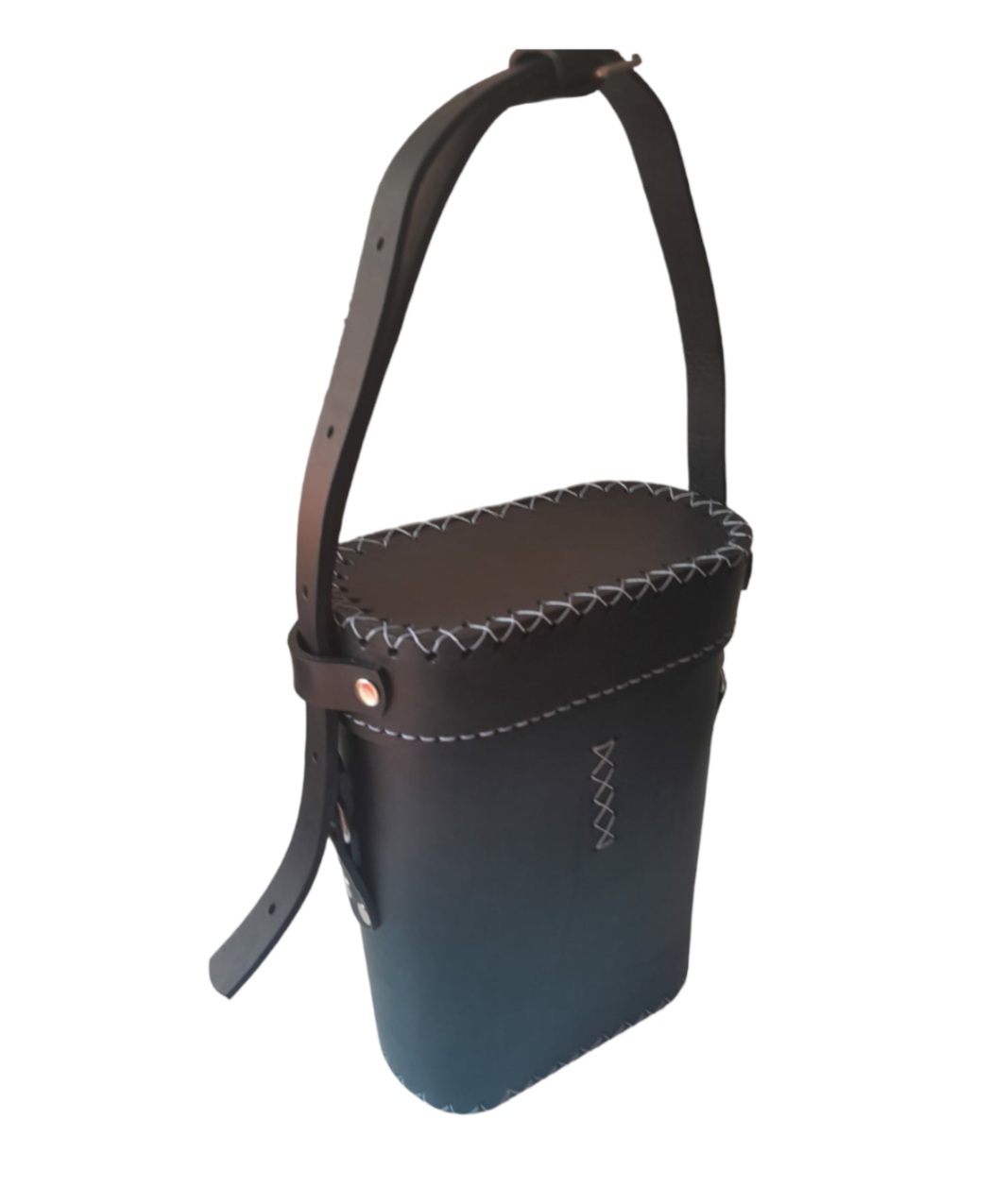 Bolso-matero-cuero-premium-color-negro.jpg